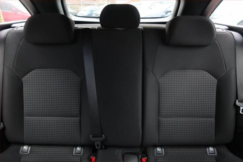 Kia Cee'd - hlavní fotka