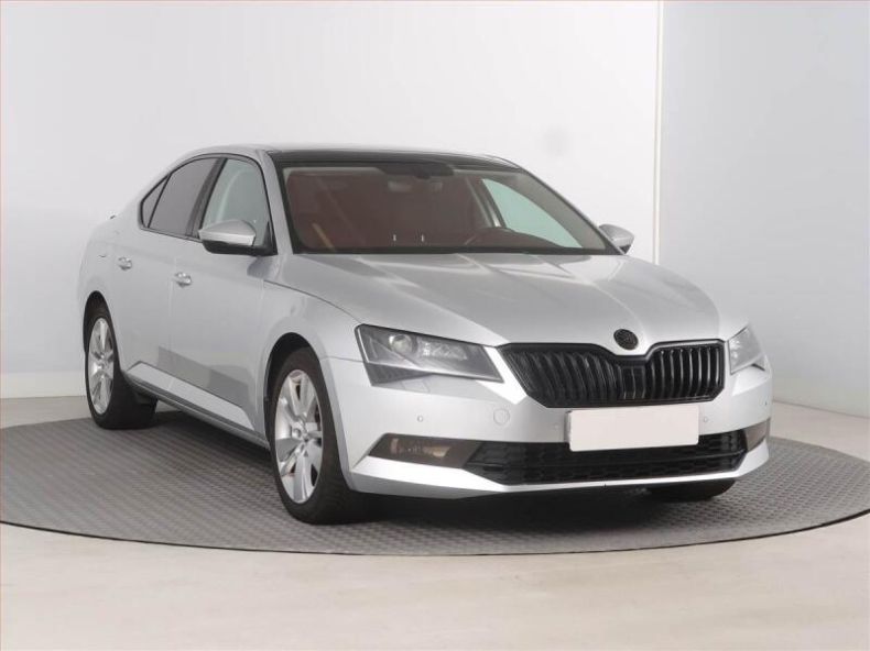 Škoda Superb - hlavní fotka inzerátu