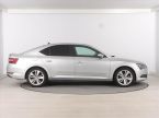 Škoda Superb - fotka číslo 5