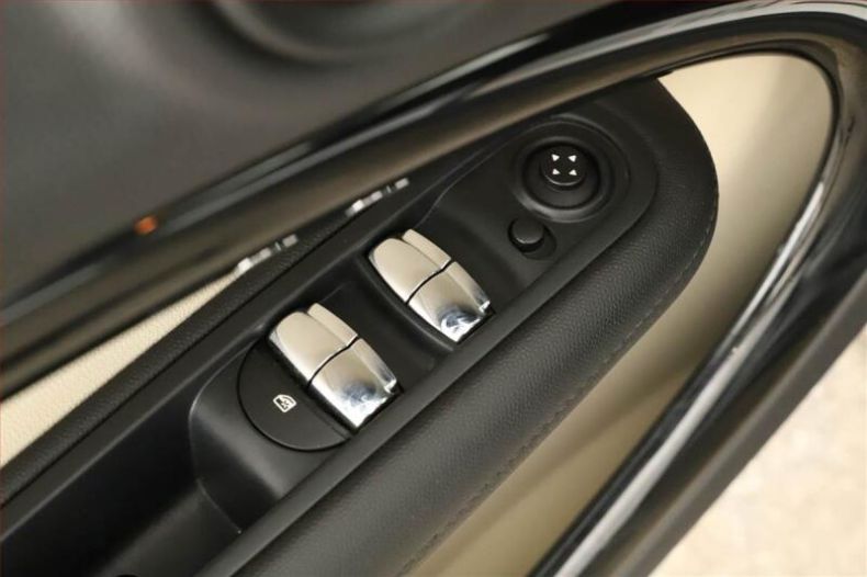 Mini Countryman - hlavní fotka