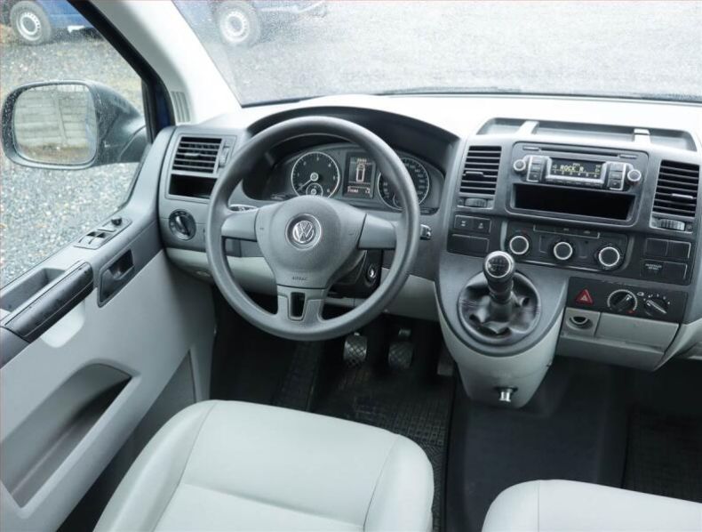 Volkswagen Transporter - hlavní fotka