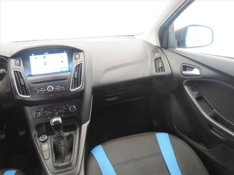 Ford Focus - hlavní fotka