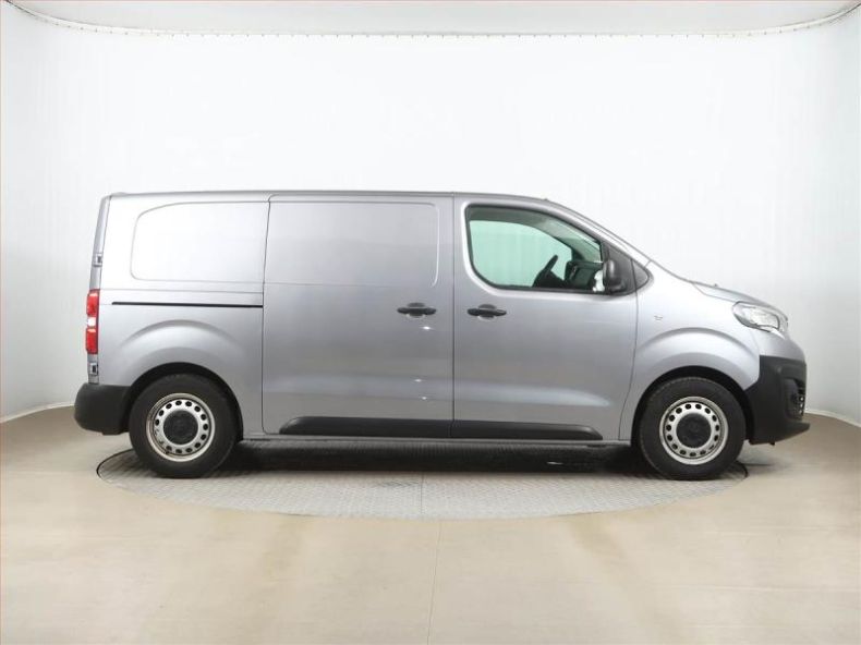 Peugeot Expert - hlavní fotka