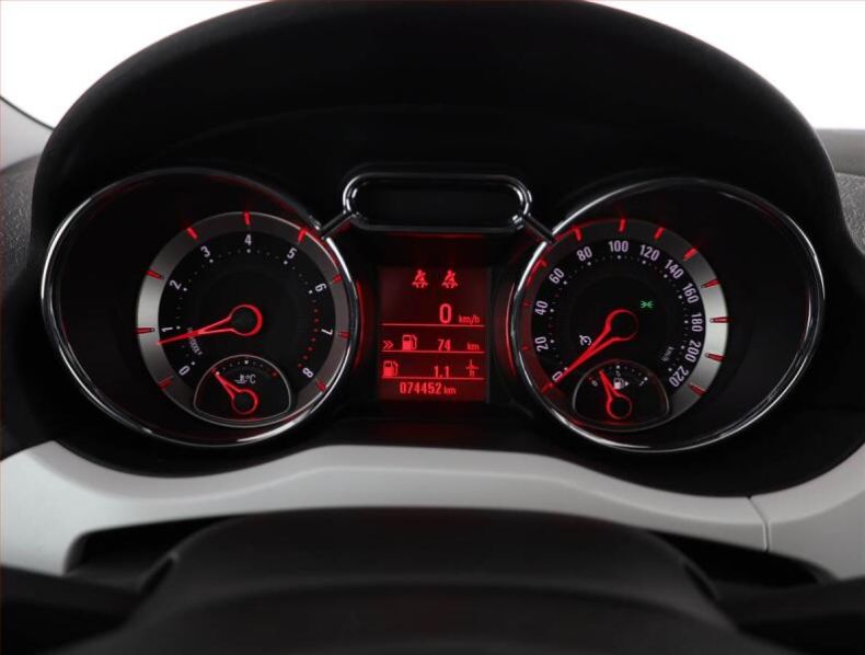 Opel Adam - hlavní fotka