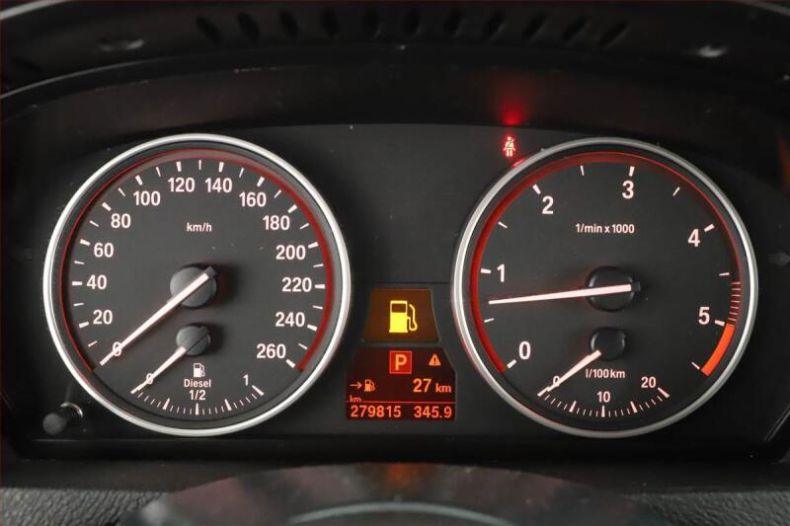 BMW X5 - hlavní fotka