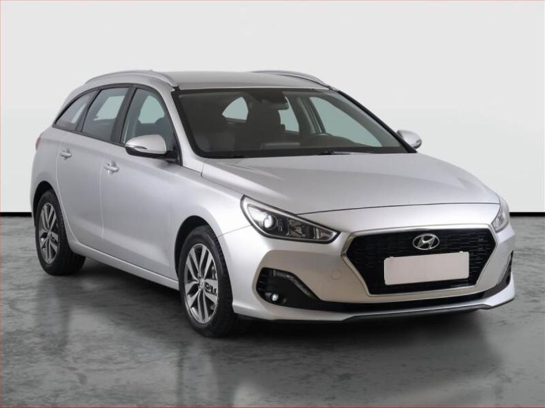 Hyundai i30 - hlavní foto