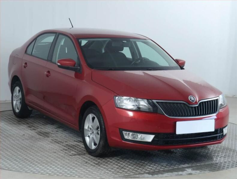 Škoda Rapid - hlavní foto