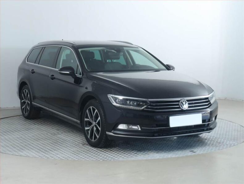 Volkswagen Passat - hlavní fotka inzerátu