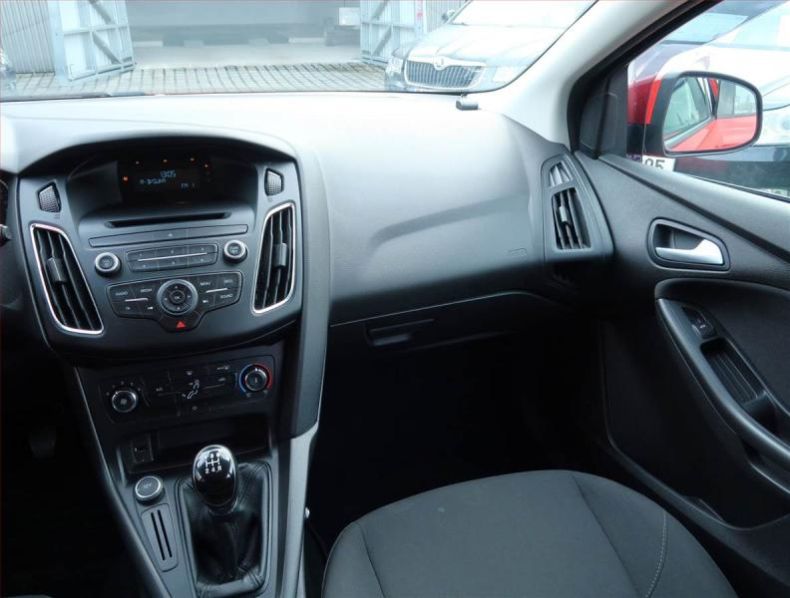 Ford Focus - hlavní fotka