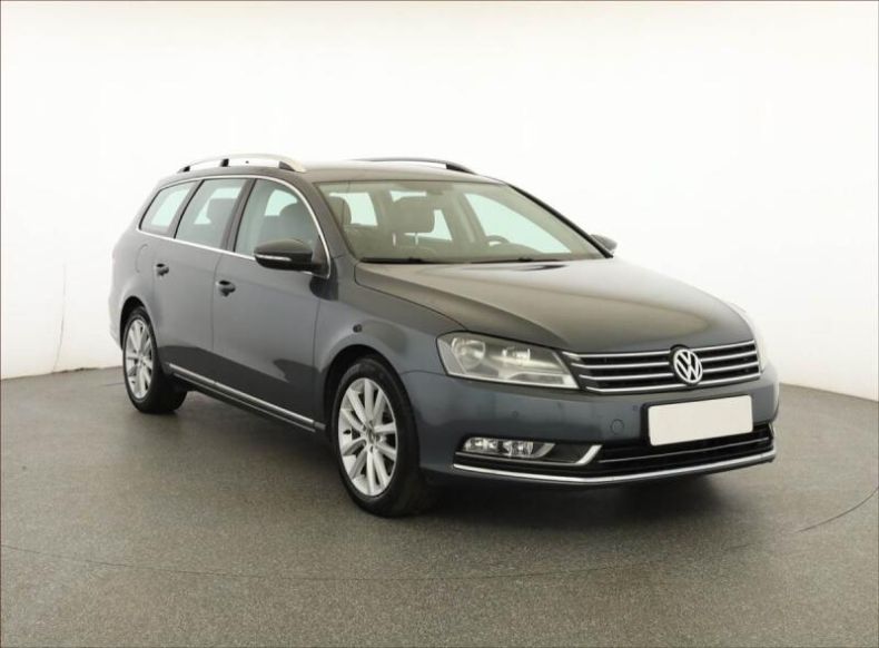 Volkswagen Passat - hlavní fotka inzerátu