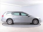 Volkswagen Passat - fotka číslo 5