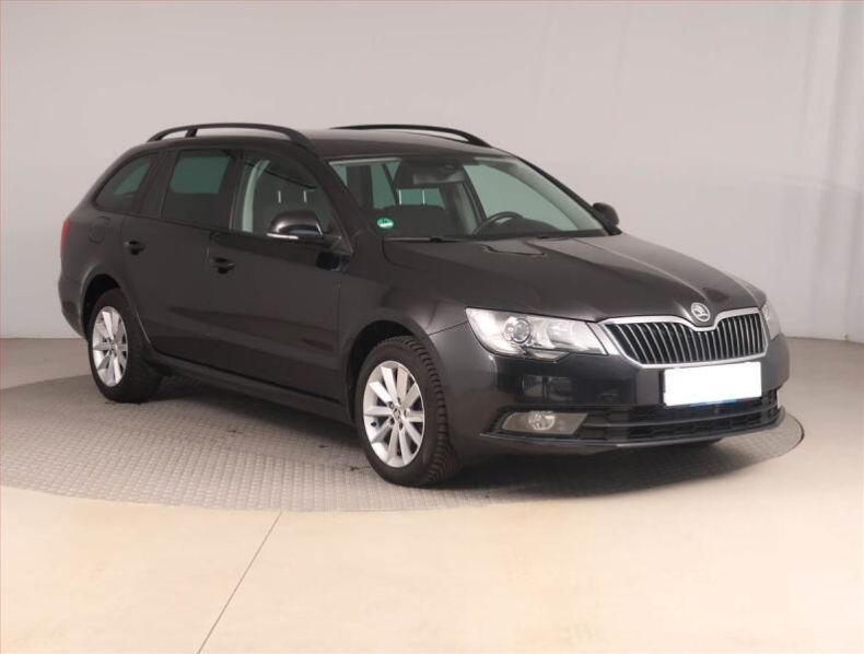 Škoda Superb - hlavní fotka inzerátu