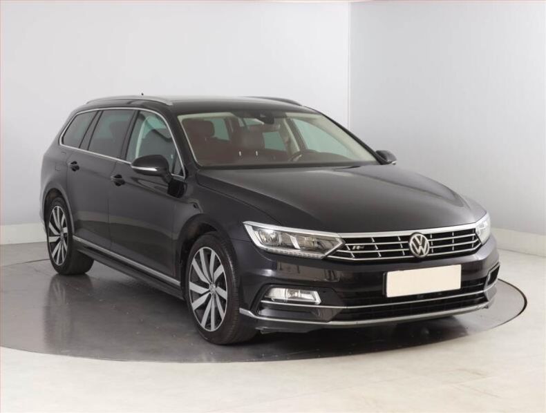 Volkswagen Passat - hlavní fotka inzerátu