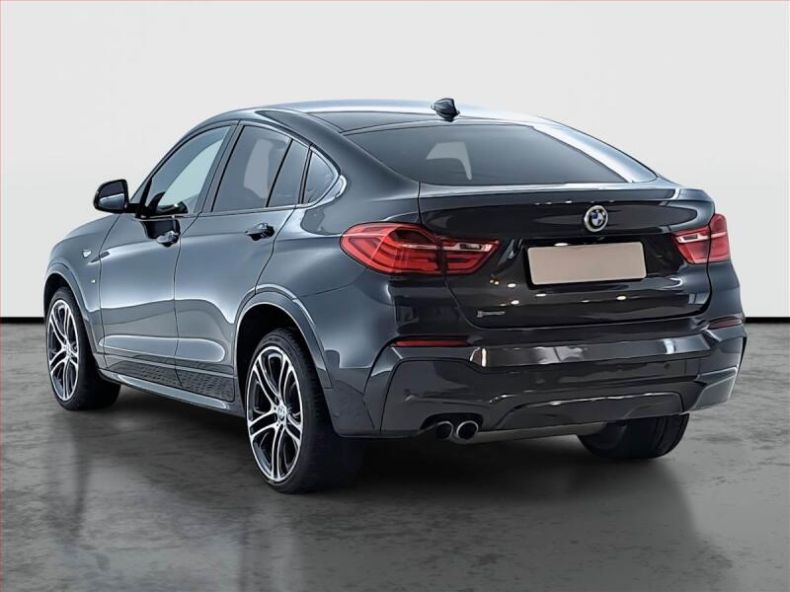 BMW X4 - hlavní fotka