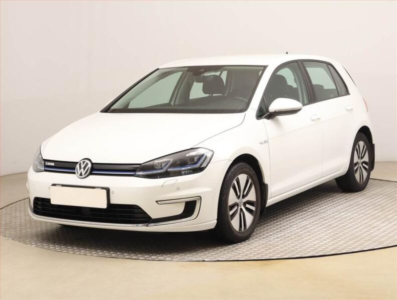 Volkswagen Golf - hlavní fotka