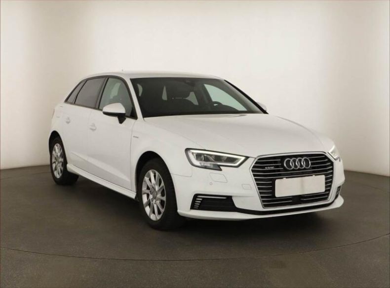 Audi A3 - hlavní fotka inzerátu