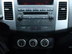 Mitsubishi Outlander - fotka číslo 14