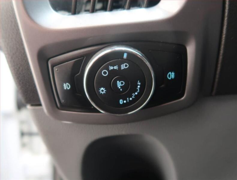 Ford Transit - hlavní fotka