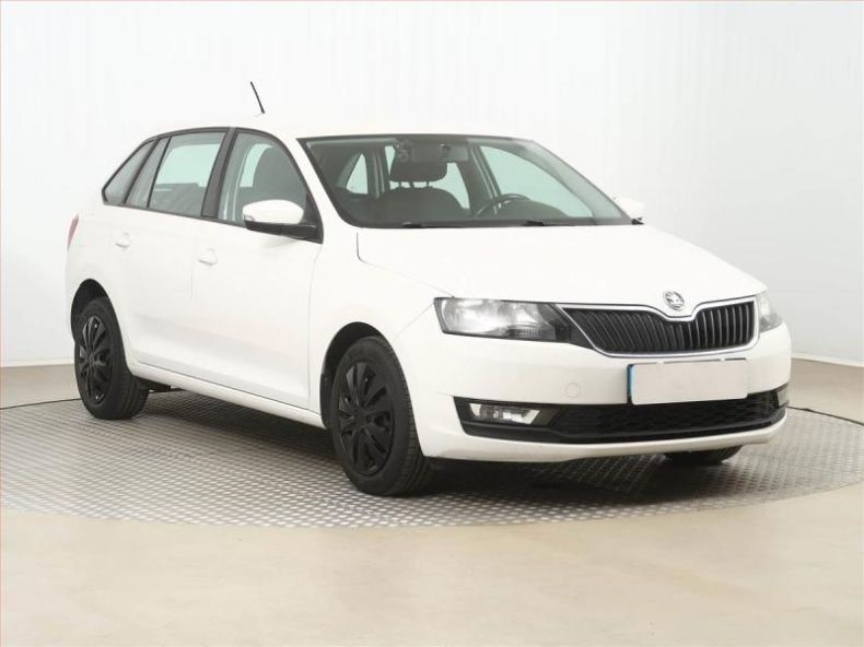Škoda Rapid - hlavní foto