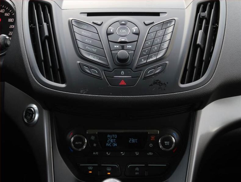 Ford Kuga - hlavní fotka