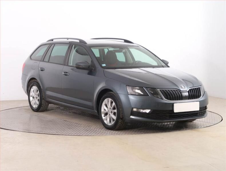 Škoda Octavia - hlavní foto