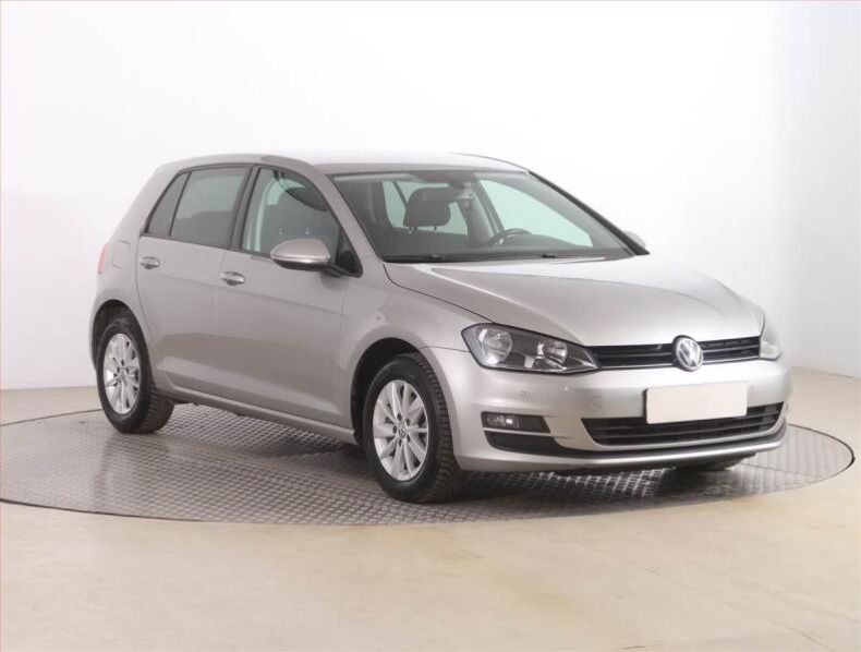 Volkswagen Golf - hlavní fotka inzerátu