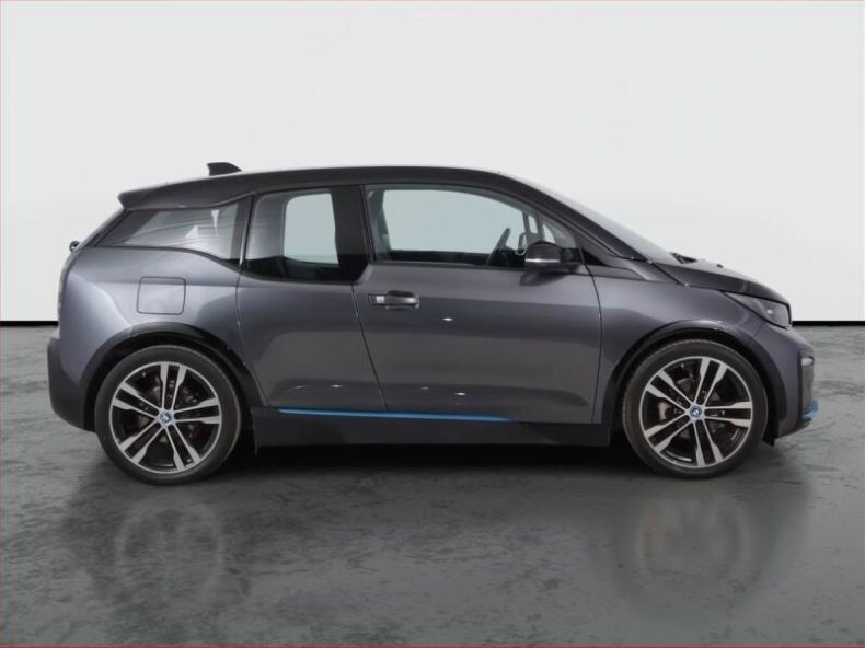 BMW i3 - hlavní fotka