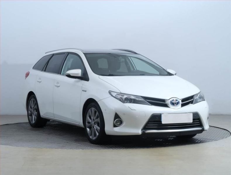 Toyota Auris - hlavní fotka