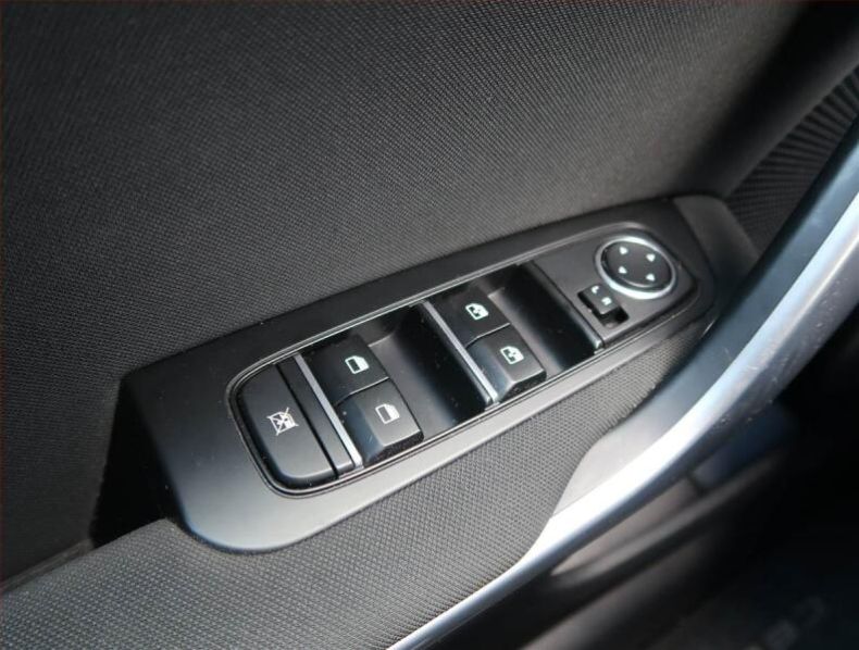 Kia Cee'd - hlavní fotka