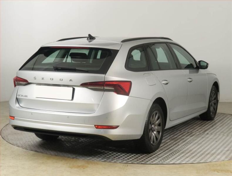 Škoda Octavia - hlavní fotka