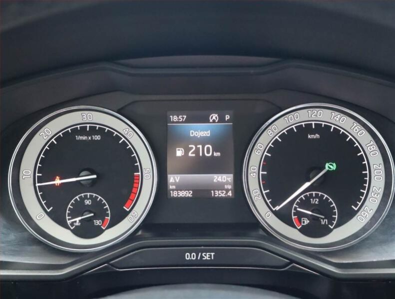 Škoda Superb - hlavní fotka