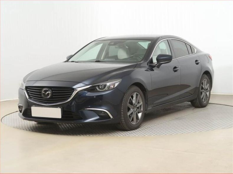 Mazda 6 - hlavní fotka