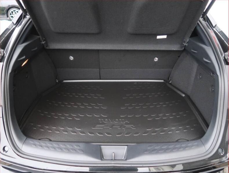 Toyota C-HR - hlavní fotka