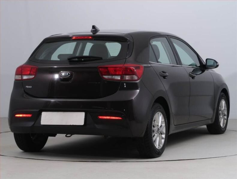 Kia Rio - hlavní fotka
