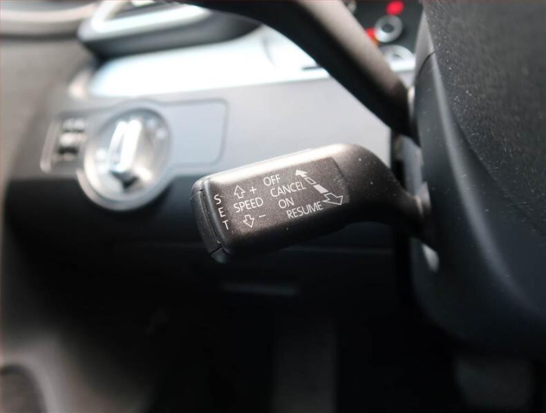 Volkswagen Passat - hlavní fotka