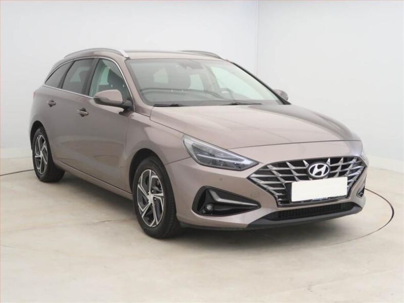 Hyundai i30 - hlavní foto