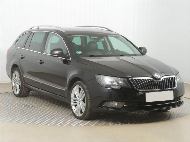 Škoda Superb - hlavní fotka inzerátu
