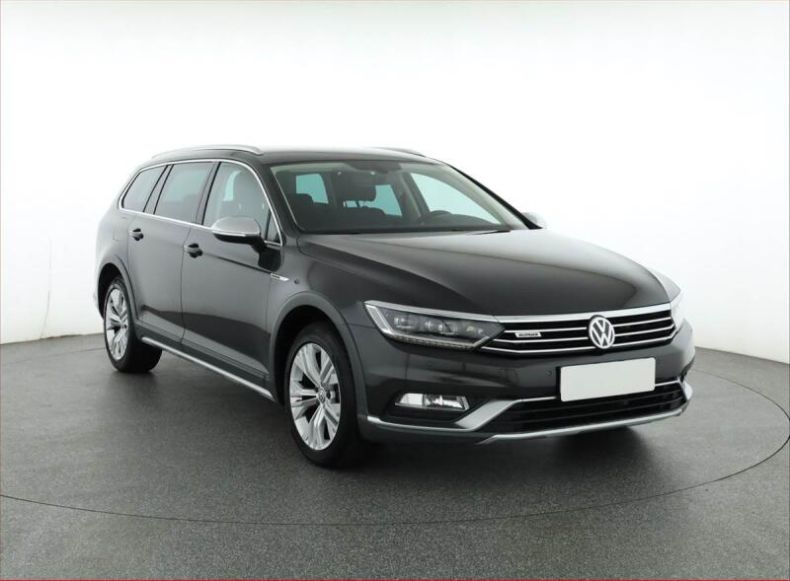 Volkswagen Passat - hlavní foto