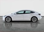 Tesla Model 3 - fotka číslo 2
