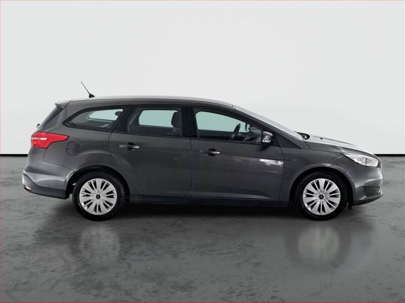Ford Focus - hlavní fotka