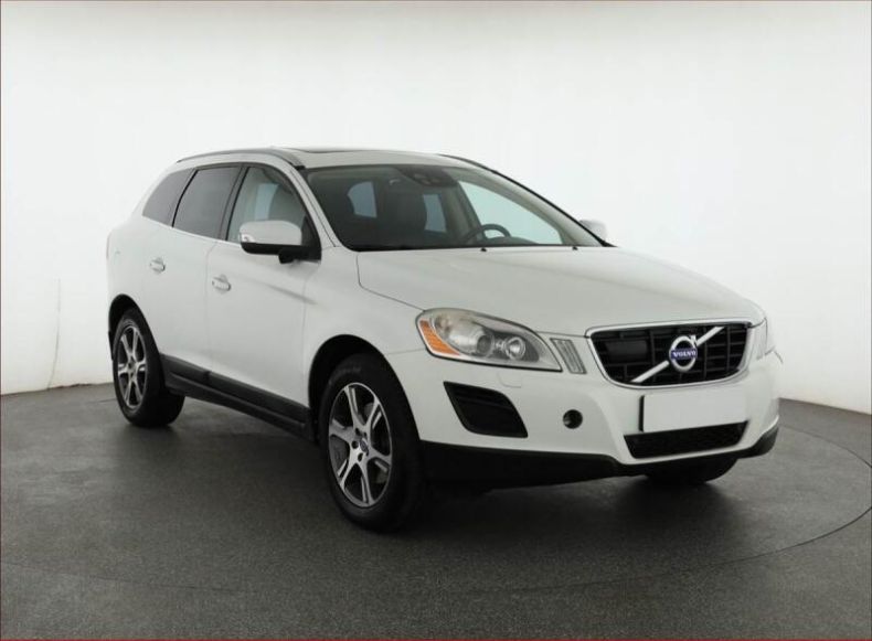 Volvo XC60 - hlavní fotka inzerátu