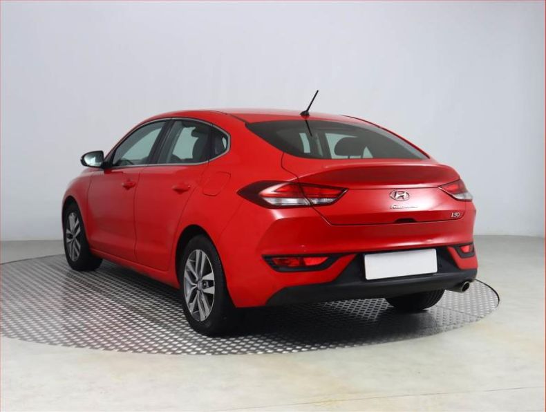 Hyundai i30 - hlavní fotka