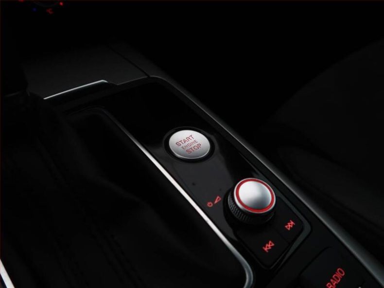 Audi A6 - hlavní fotka