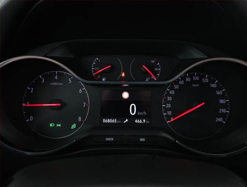 Opel Crossland X - hlavní fotka