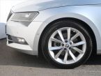 Škoda Superb - fotka číslo 14