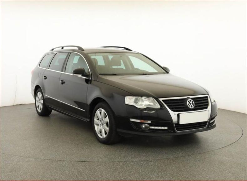 Volkswagen Passat - hlavní fotka inzerátu