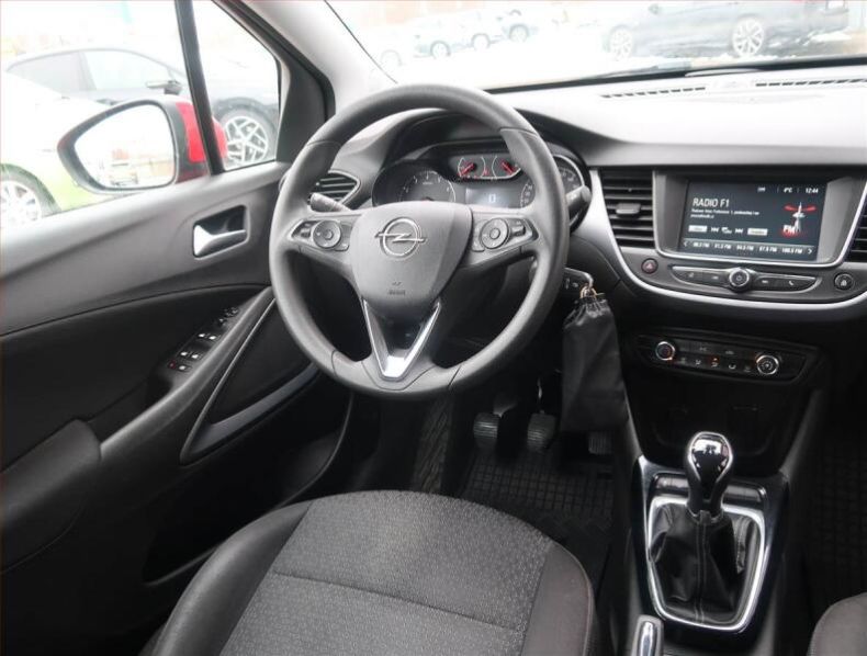 Opel Crossland X - hlavní fotka