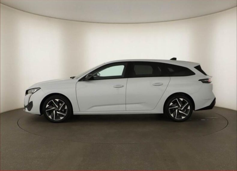 Peugeot 308 - hlavní fotka