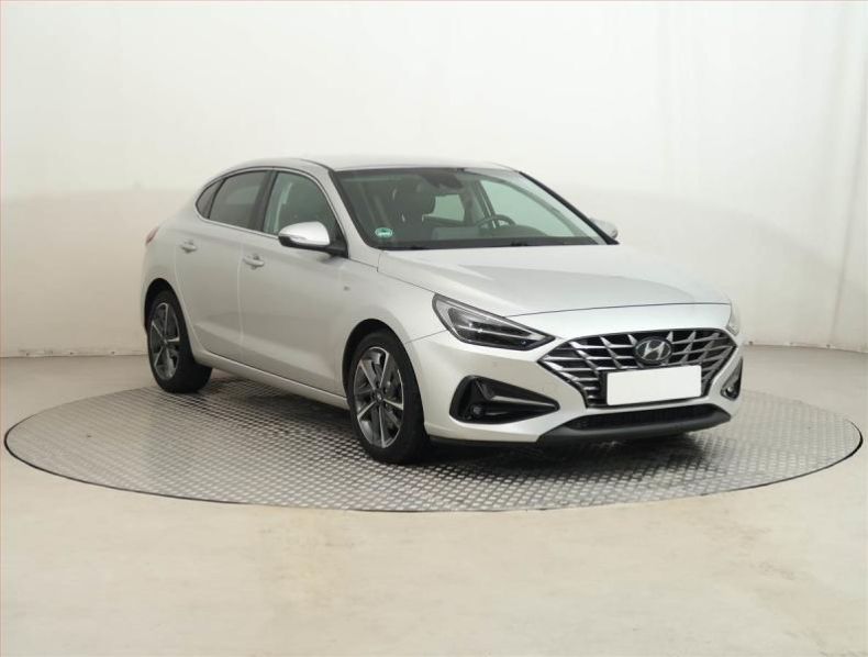 Hyundai i30 - hlavní fotka