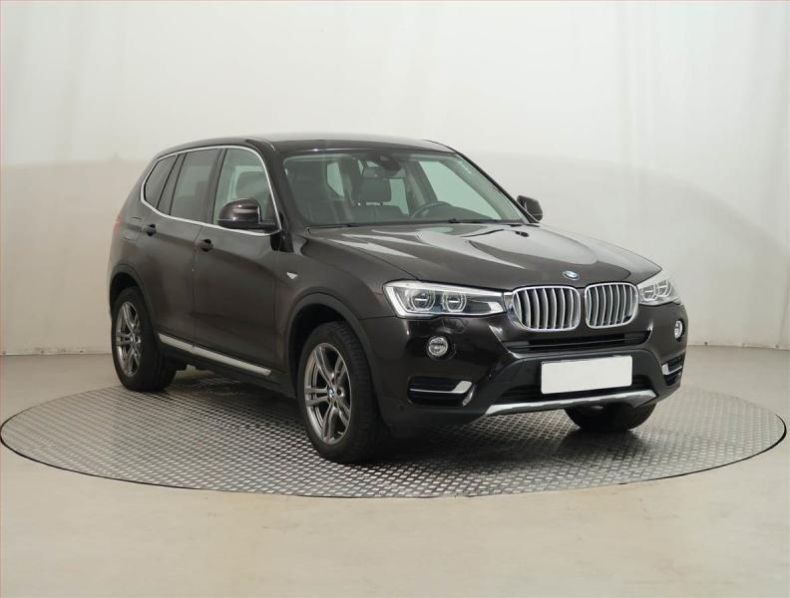 BMW X3 - hlavní foto